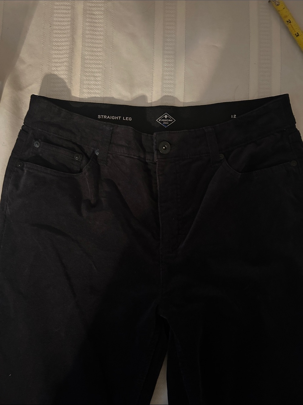 Straight Leg Men's Jeans in Black